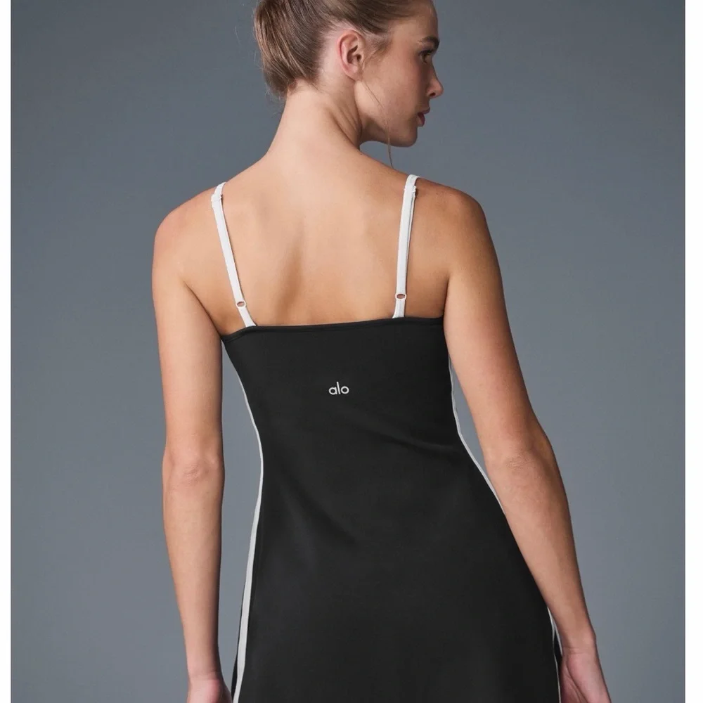 ALO Yoga Streamlined Dress black/white size S